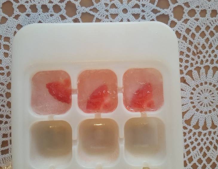 Erdbeer-Zitronen Eiswürfel