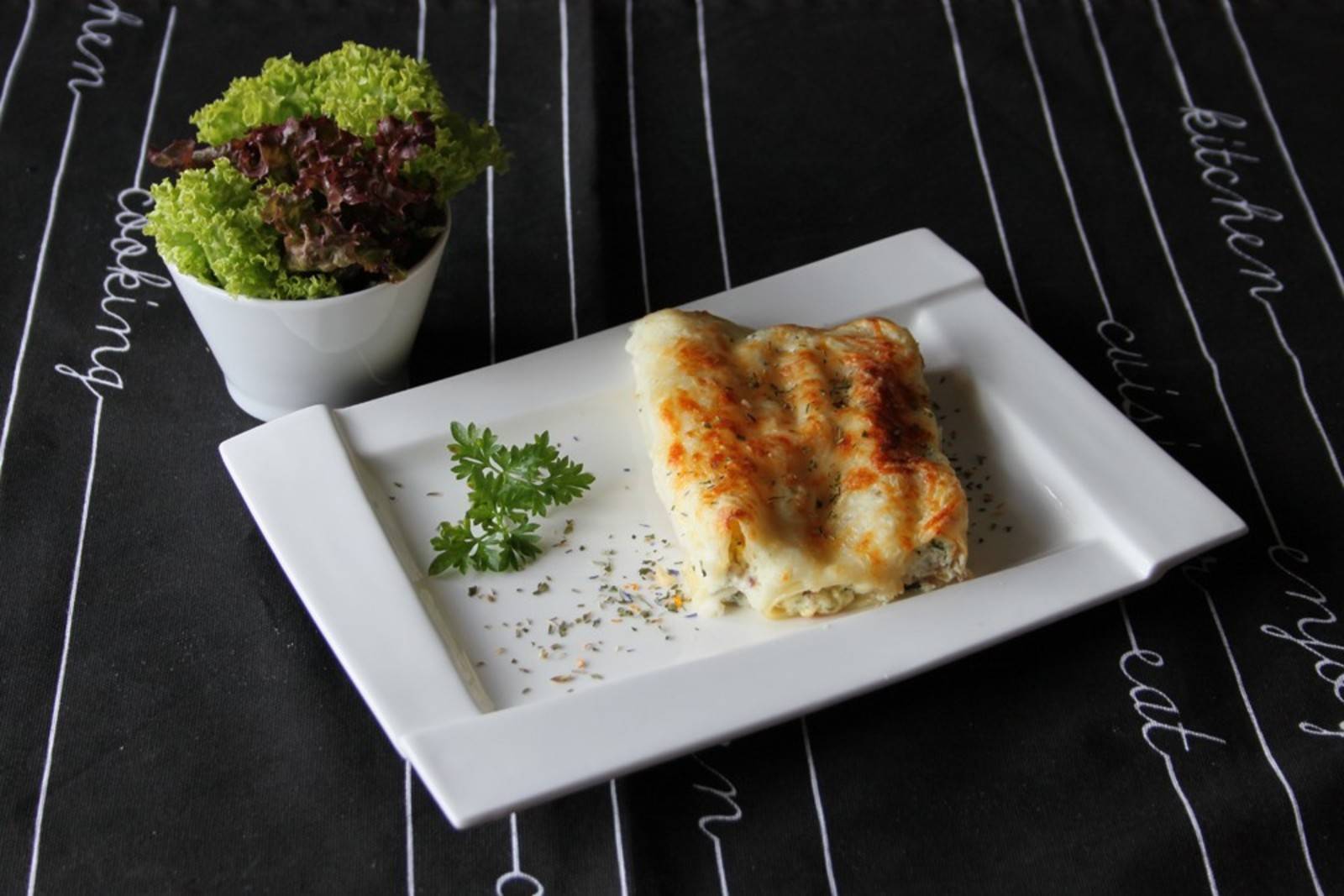 Cannelloni mit Schinken-Spinat-Fülle