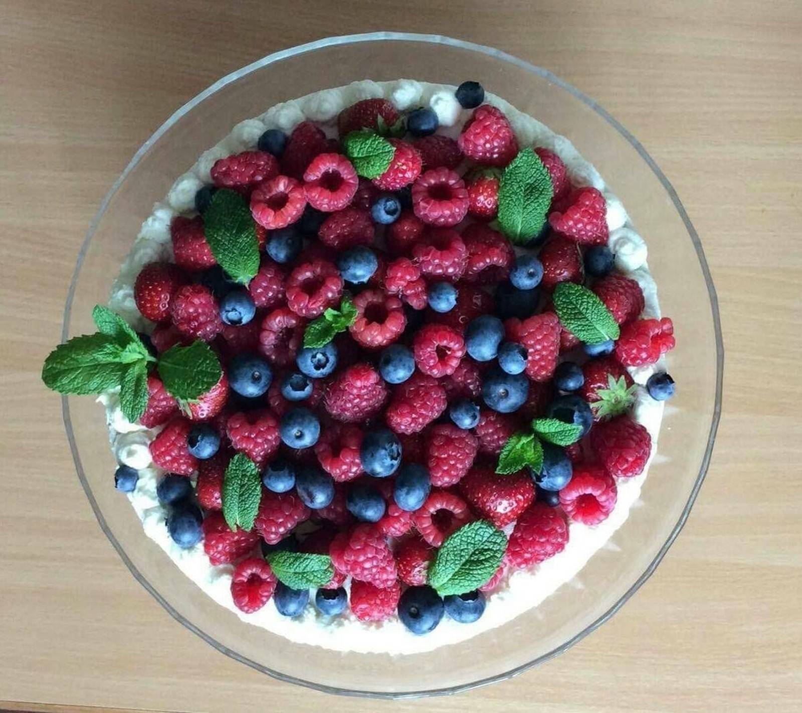 Beerige Obsttorte Rezept - ichkoche.de Beerige Obsttorte Rezept - ichkoche.de