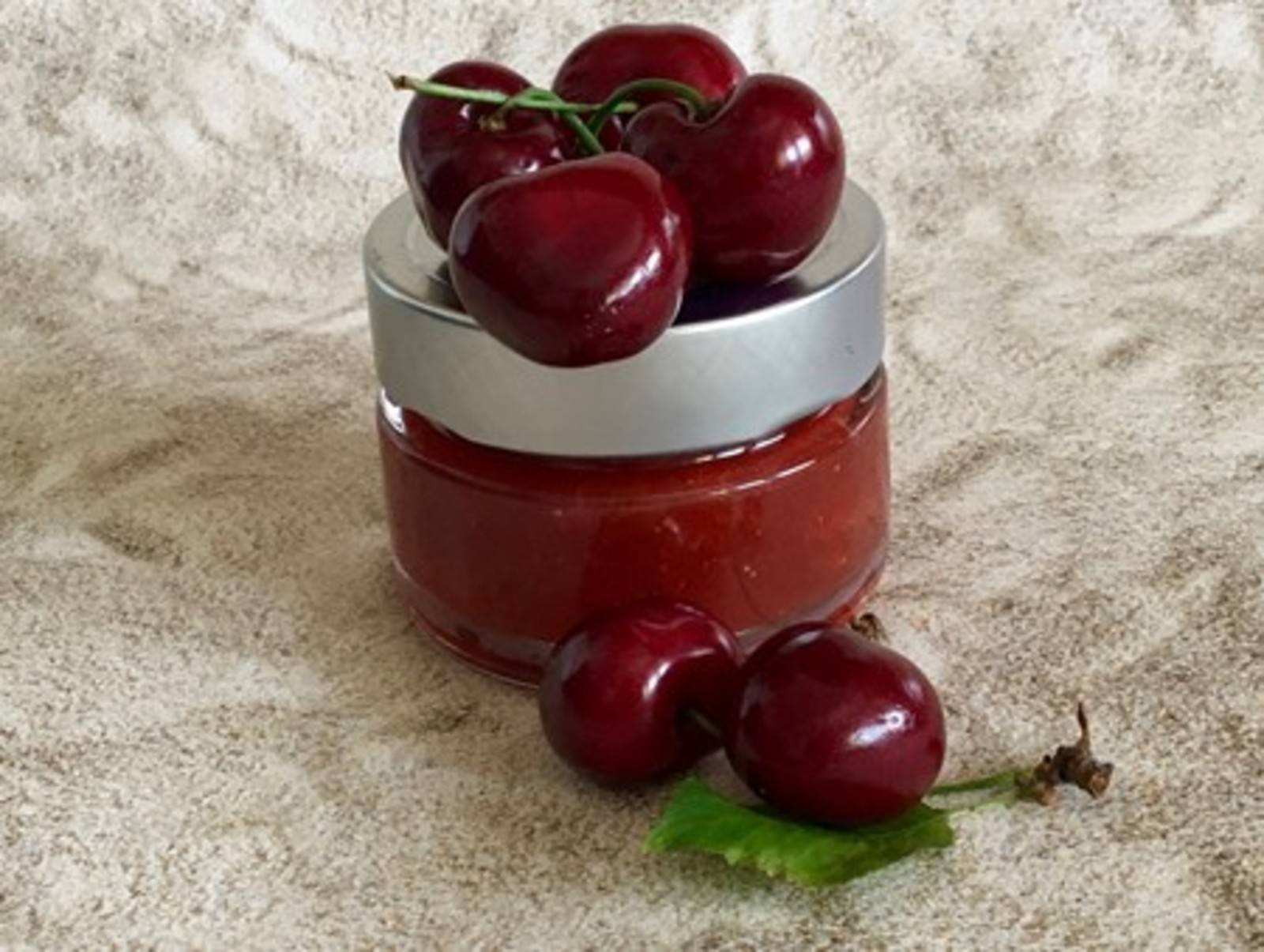 Kirschmarmelade mit Vanille und Rum Rezept - ichkoche.at Kirschmarmelade mit Vanille und Rum Rezept - ichkoche.at