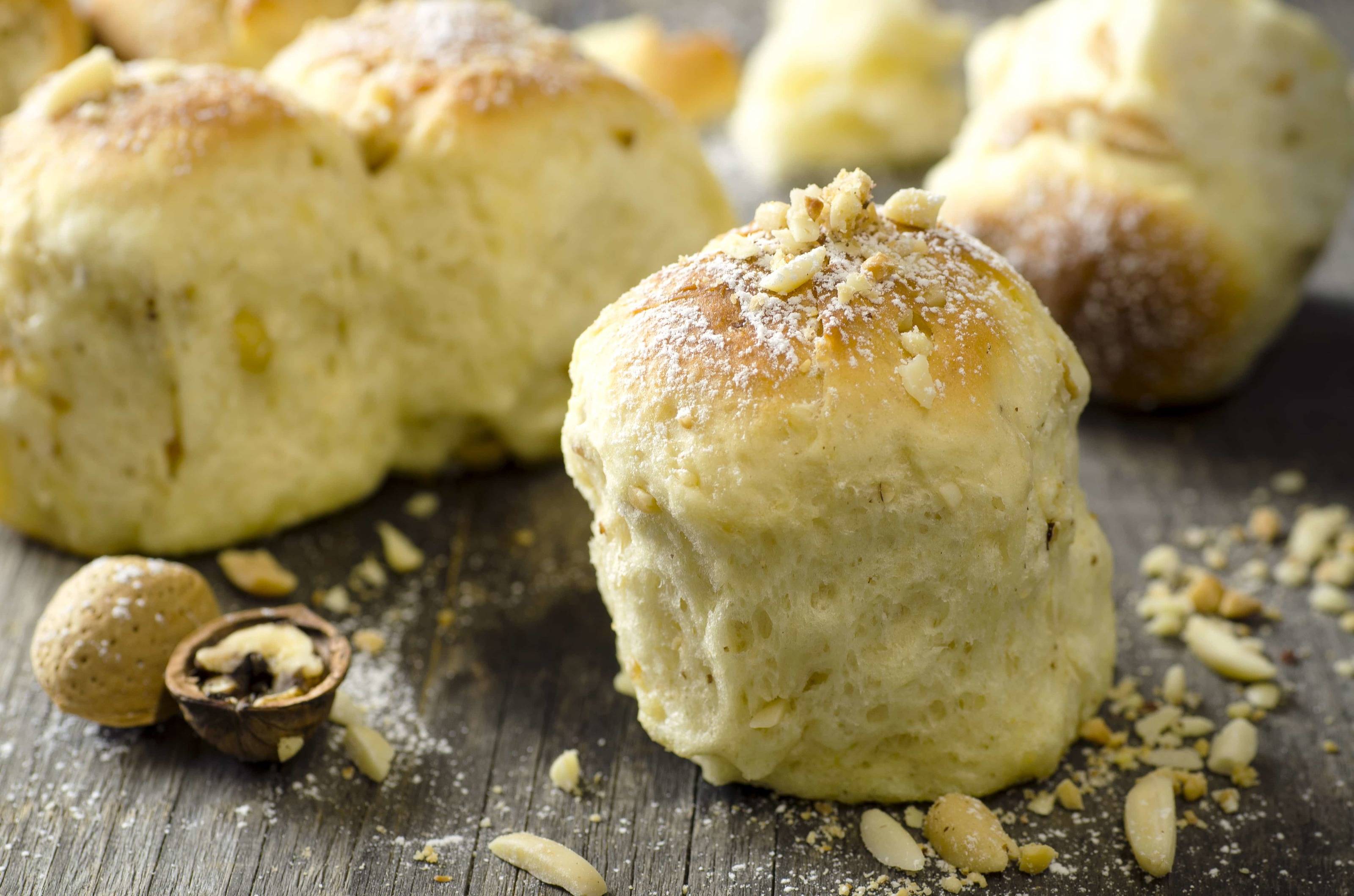 Flaumige Nussbuchteln Rezept - ichkoche.de Flaumige Nussbuchteln Rezept - ichkoche.de