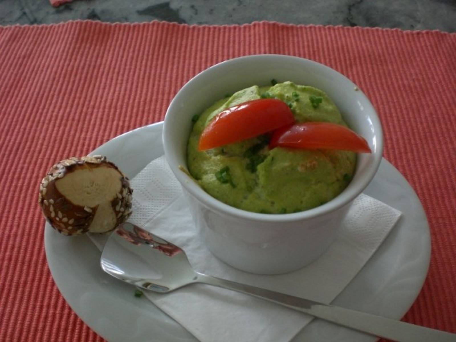 Erbsensoufflé Rezept - ichkoche.de Erbsensoufflé Rezept - ichkoche.de