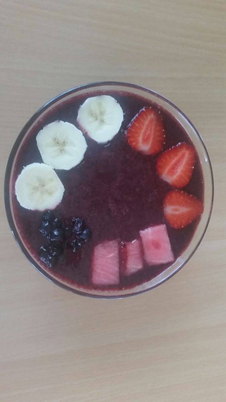 Heidelbeer-Smoothie-Bowl Rezept - ichkoche.de Heidelbeer-Smoothie-Bowl Rezept - ichkoche.de