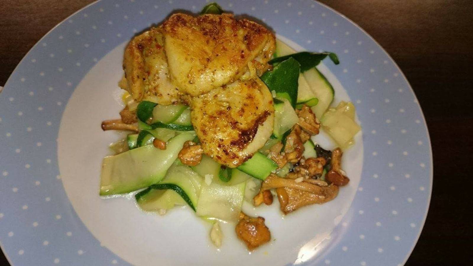 Entenbrust mit Kürbiswürfeln und Erbsenschotencreme Rezept - ichkoche.at Entenbrust mit Kürbiswürfeln und Erbsenschotencreme Rezept - ichkoche.at