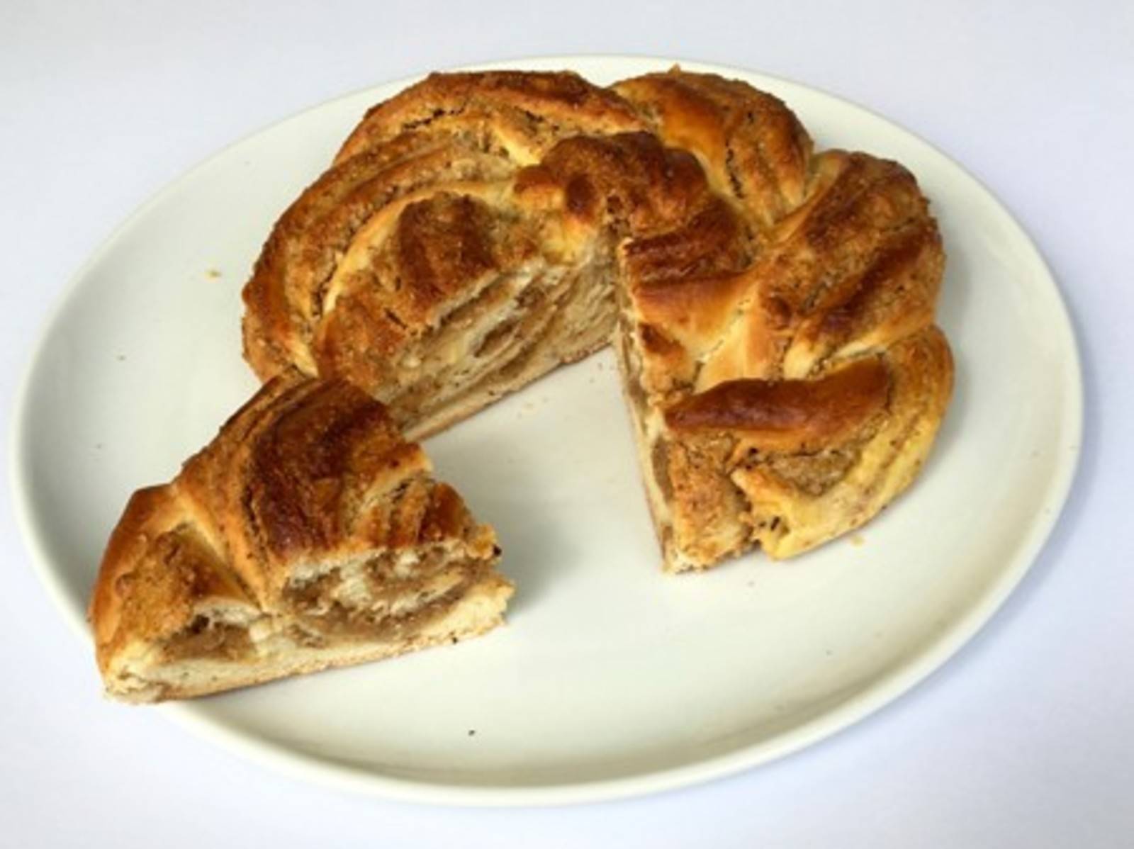 Nuss-Kranzkuchen