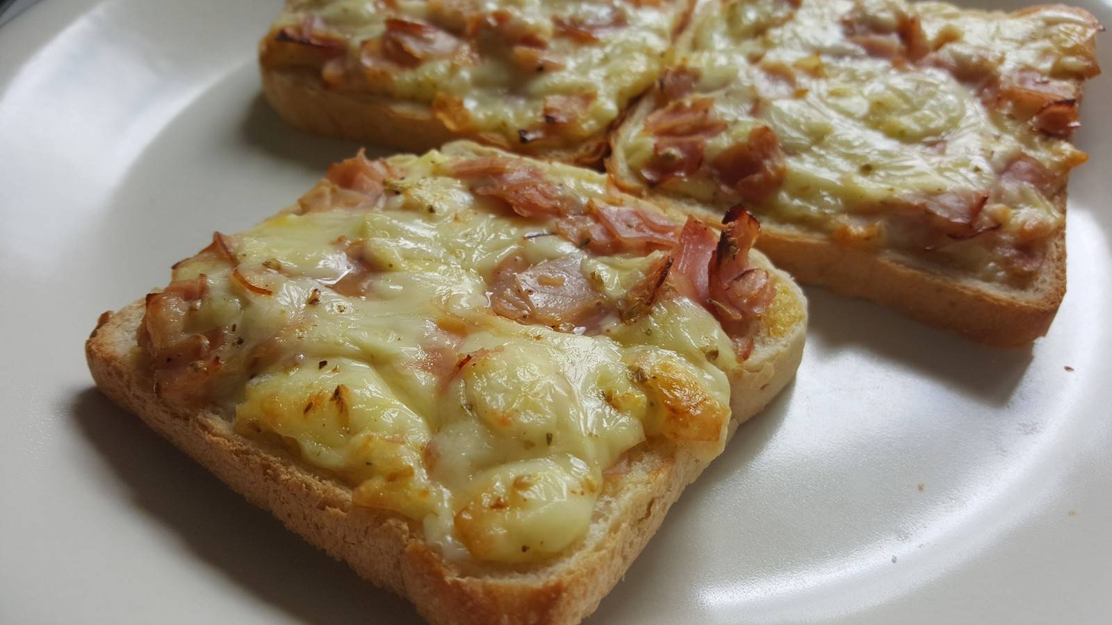 Fleckerltoast