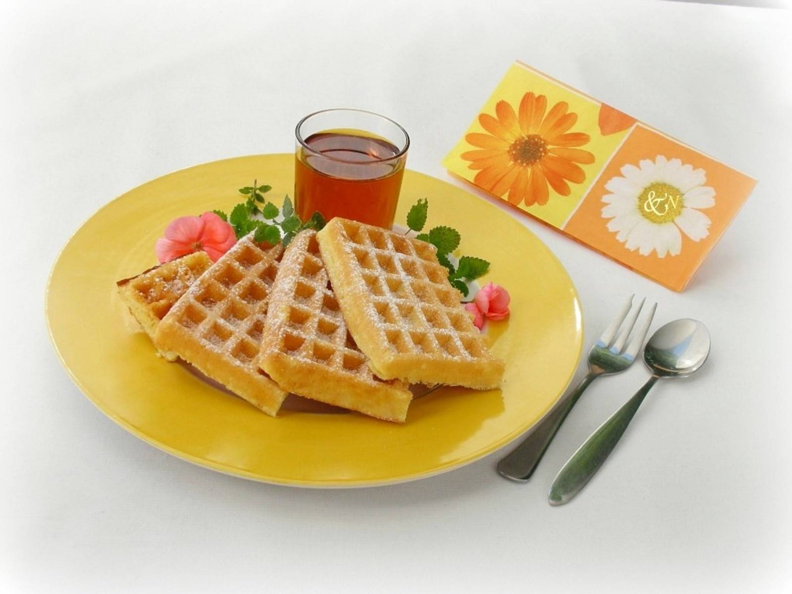 Waffeln mit Ahornsirup