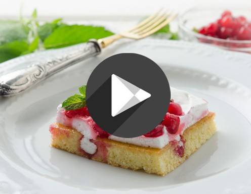 Ribiselkuchen mit Schneehaube