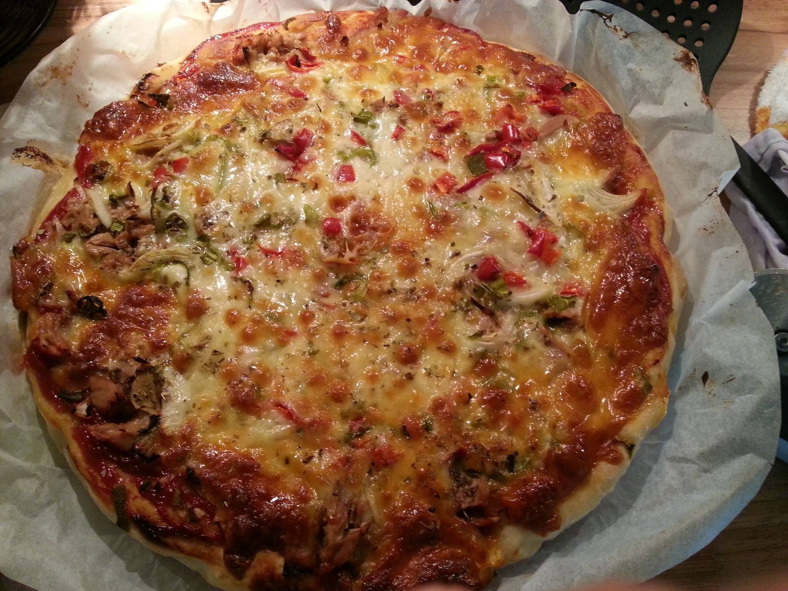 low carb pizza thunfisch körniger frischkäse