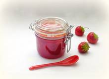 Erdbeer-Sekt-Marmelade