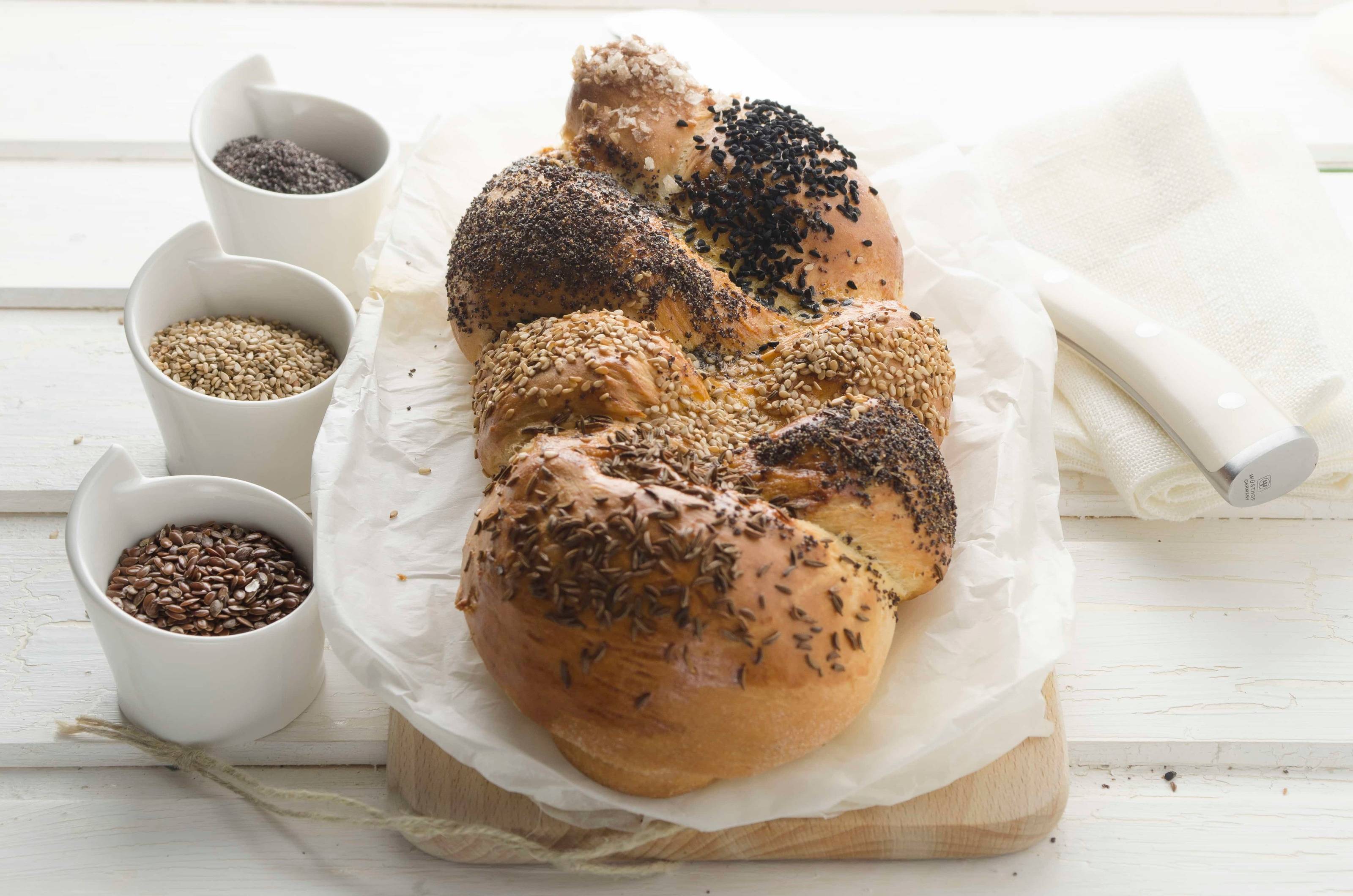 Dreifärbiger Striezel Rezept