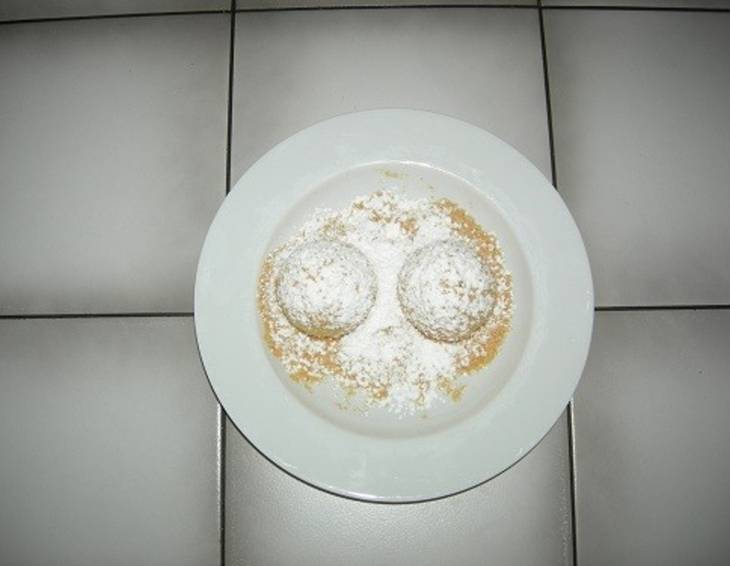 Erdbeer-Grieß-Knödel