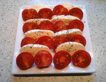 Mozzarella-Tomaten Caprese Mozzarella-Tomaten Caprese