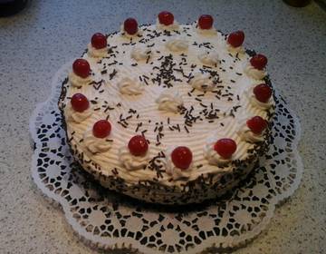 Schwarzwälder Weichseltorte Schwarzwälder Weichseltorte