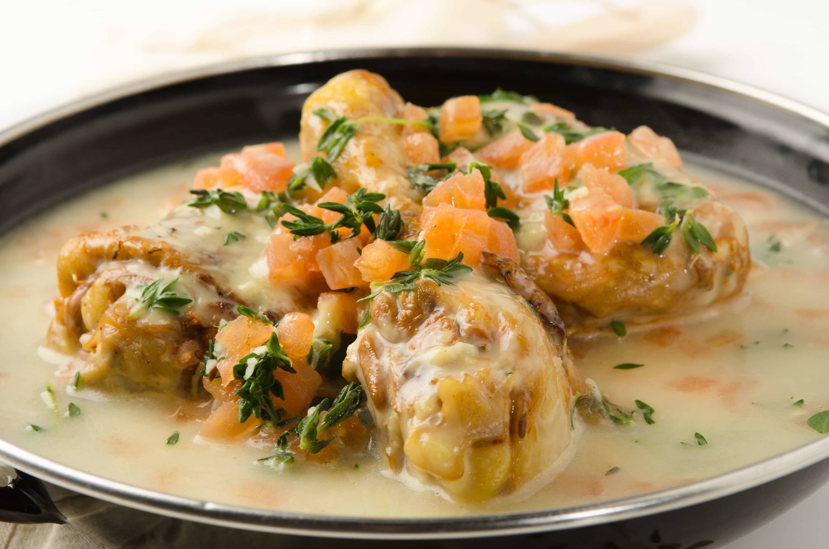 Hendl mit Paradeisern und Thymian Rezept