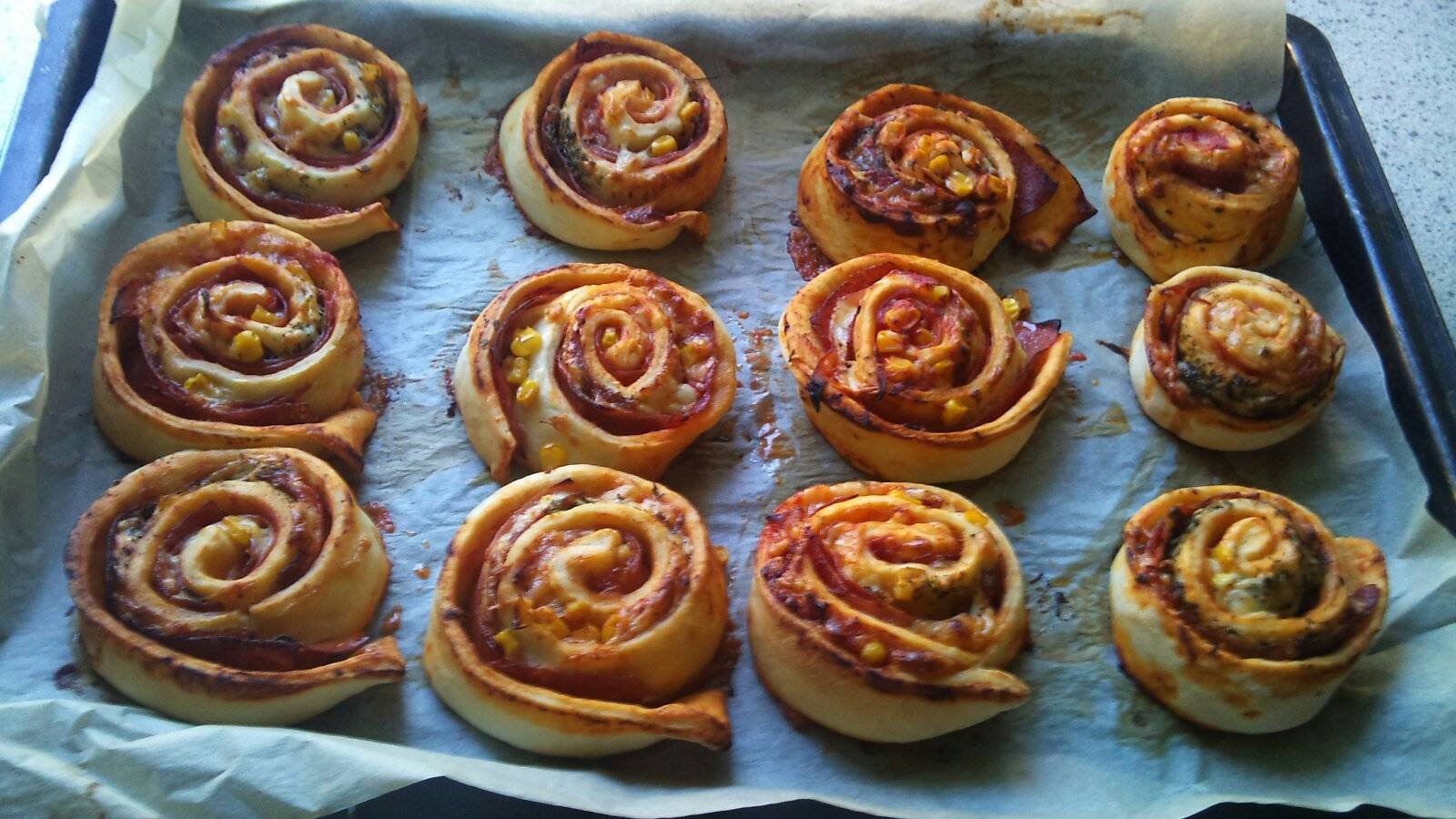 Pizza-Schnecken Rezept - ichkoche.de Pizza-Schnecken Rezept - ichkoche.de