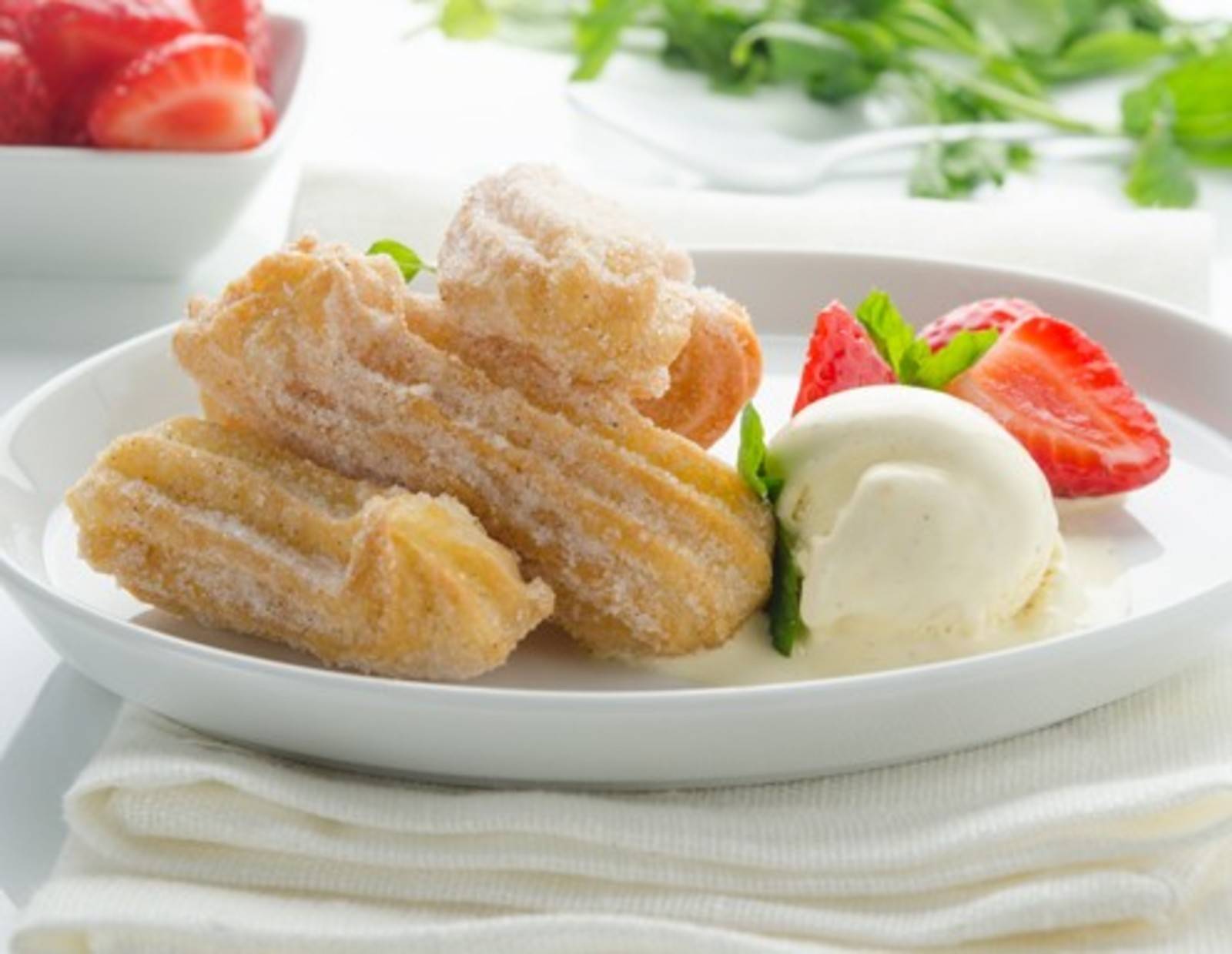 Churros mit Vanilleeis