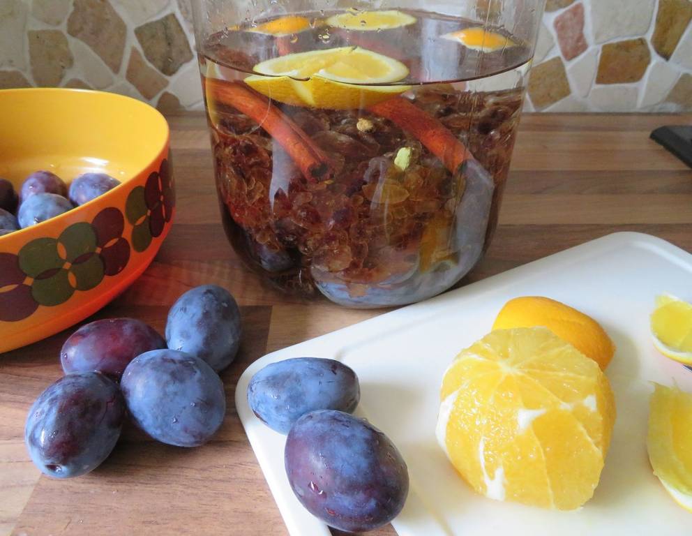 Zwetschkenlikör Zwetschkenlikör