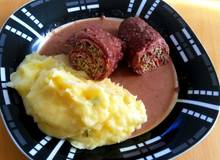 Rindsrouladen mit Kürbiskernfülle Rindsrouladen mit Kürbiskernfülle