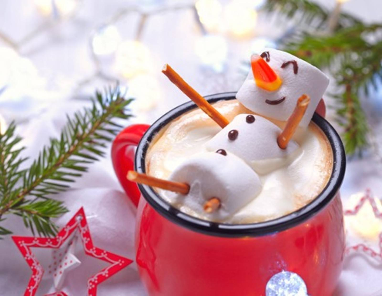 Heiße Schokolade mit Schneemann