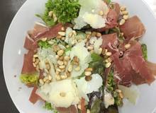 Salat mit Parmaschinken Salat mit Parmaschinken