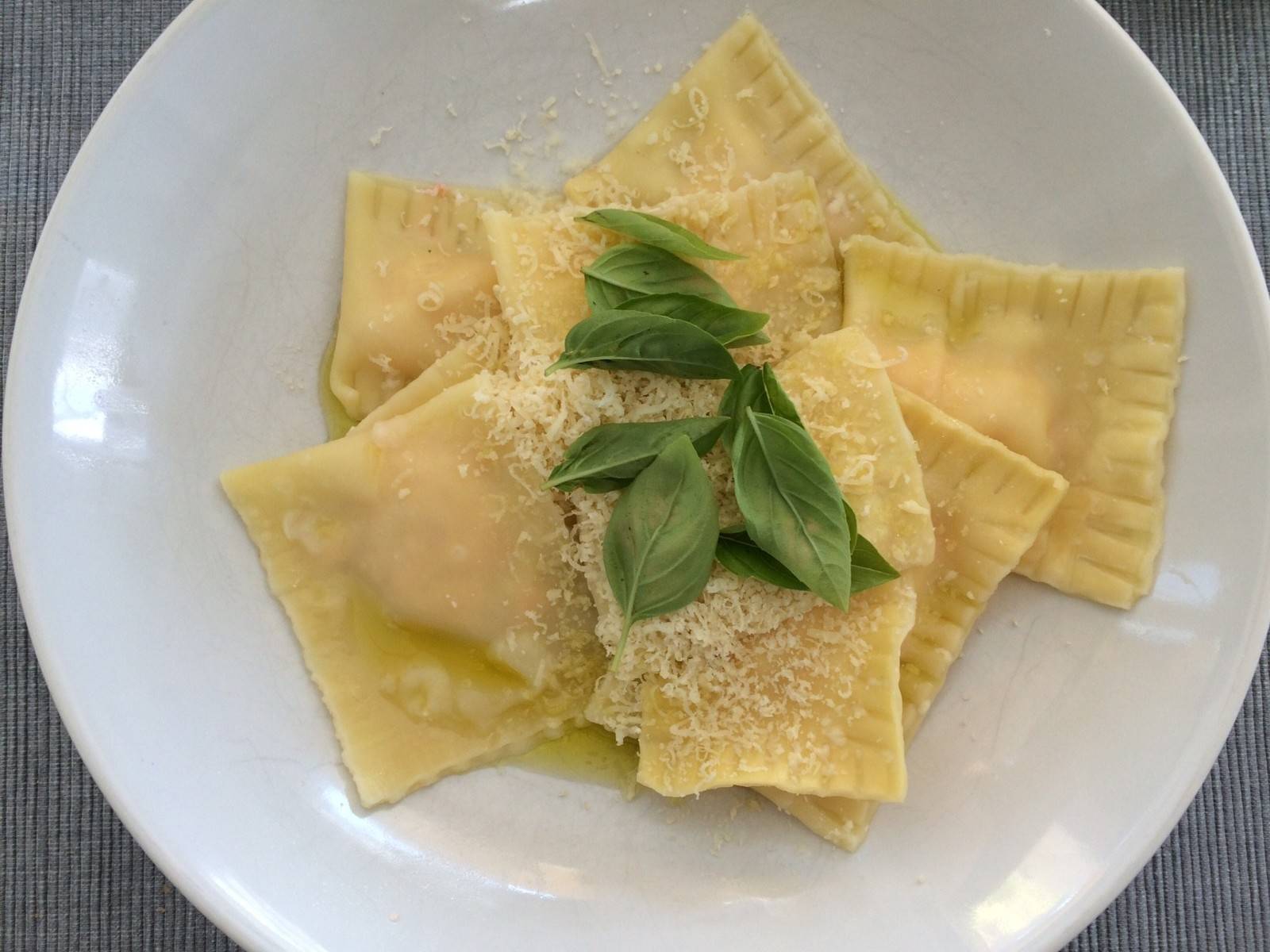 Ravioli mit Lachs