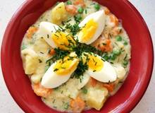 Senf-Eierragout mit Kartoffeln und Gemüse Senf-Eierragout mit Kartoffeln und Gemüse