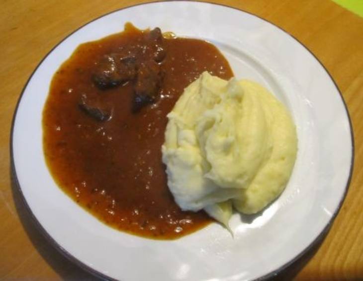 Ungarisches Paprikagulasch Ungarisches Paprikagulasch