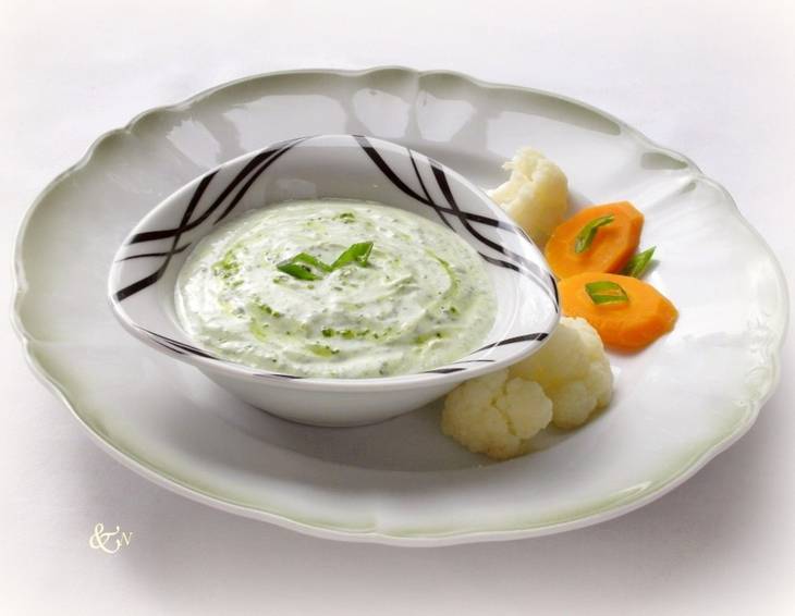 Pesto-Joghurt-Dip Pesto-Joghurt-Dip