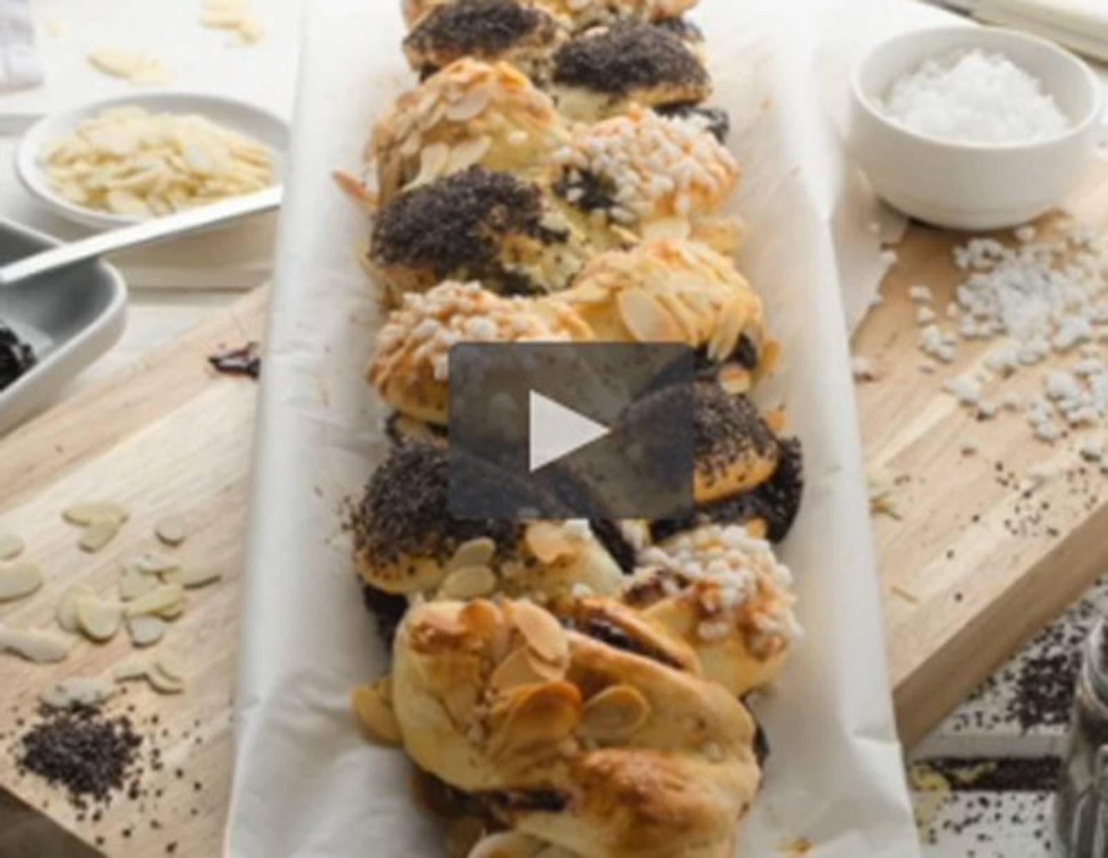 Video - Bunter Weihnachtsstriezel - ichkoche.at