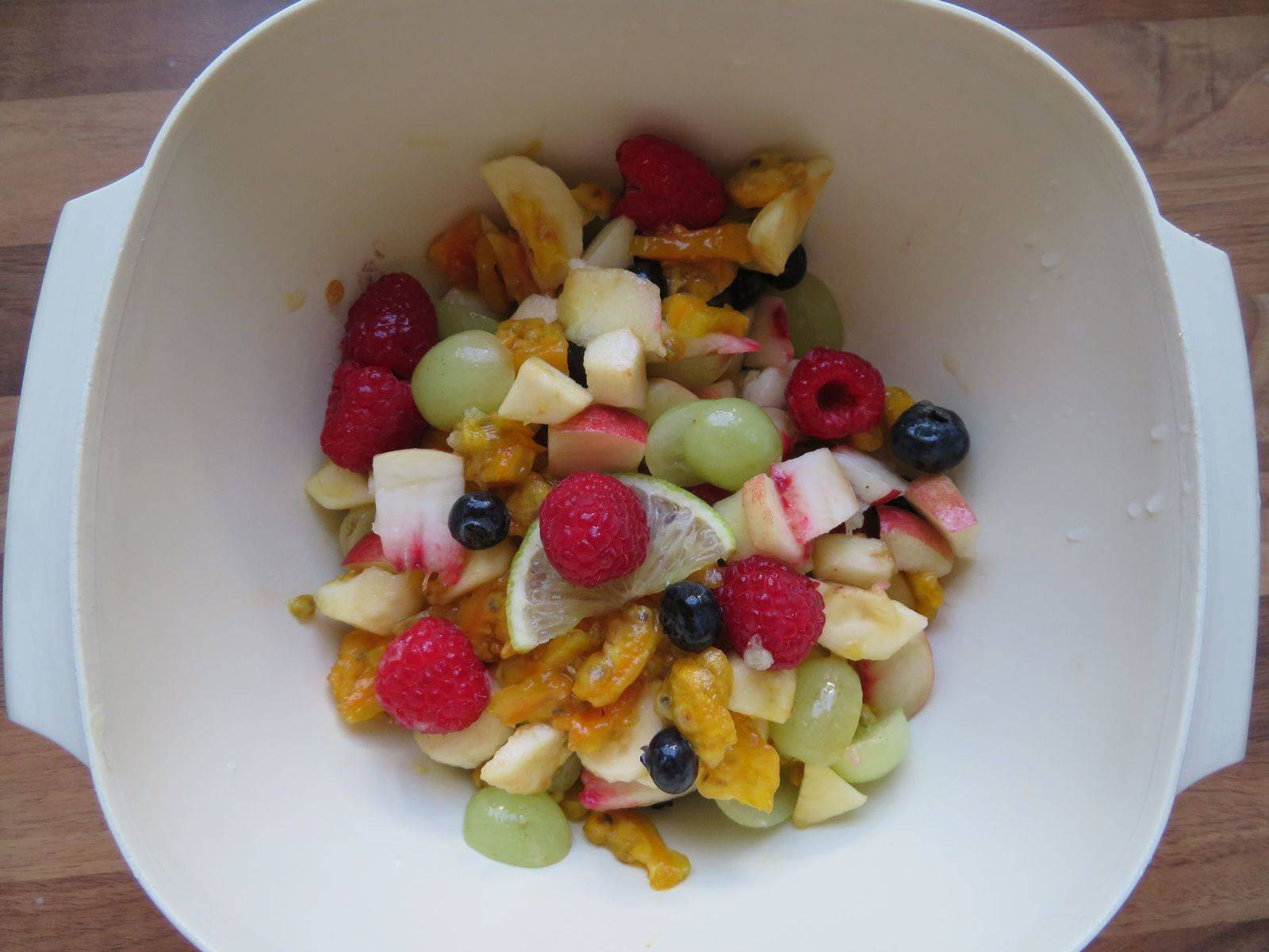 Bunter Fruchtsalat Rezept - ichkoche.ch Bunter Fruchtsalat Rezept - ichkoche.ch