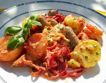 Erdapfel-Rote Beete-Omelette Erdapfel-Rote Beete-Omelette