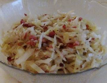 Warmer Krautsalat mit Speck Warmer Krautsalat mit Speck