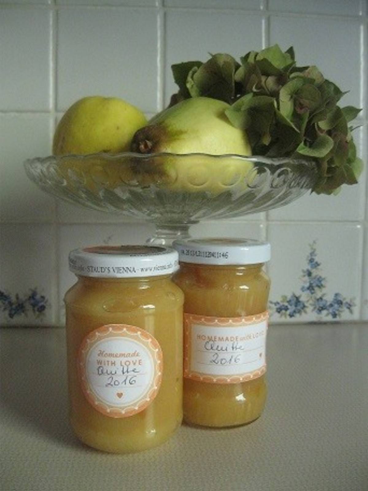 Quittenmarmelade mit Orangenstreifen