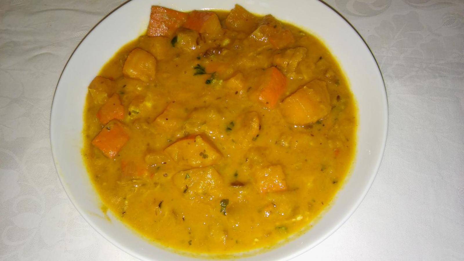 Süßkartoffel-Kürbis-Gulasch Rezept - ichkoche.ch