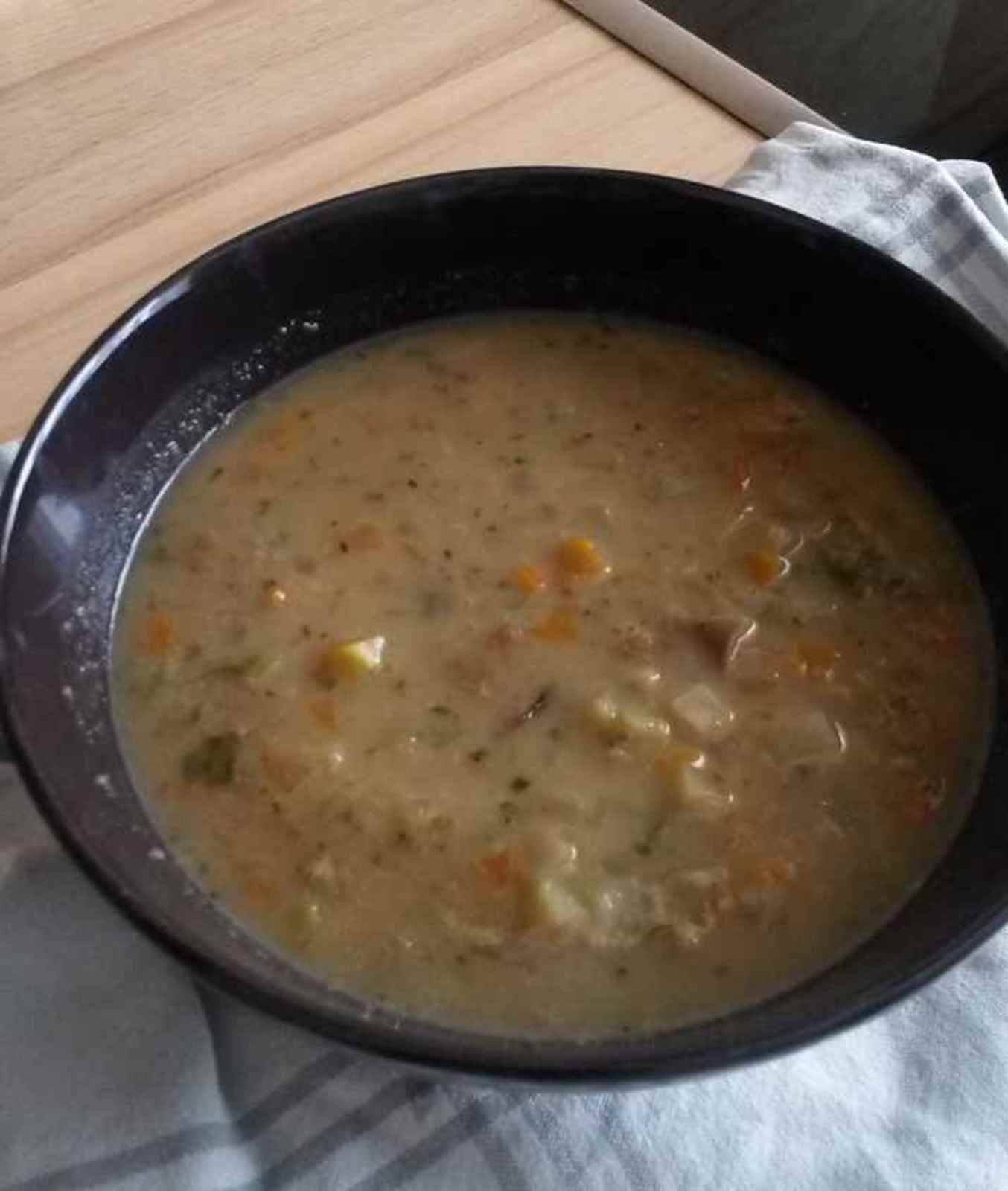Kartoffelsuppe mit Steinpilzen Rezept - ichkoche.at