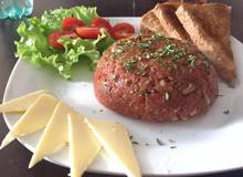 Beef Tatar a la Raphilina Beef Tatar a la Raphilina