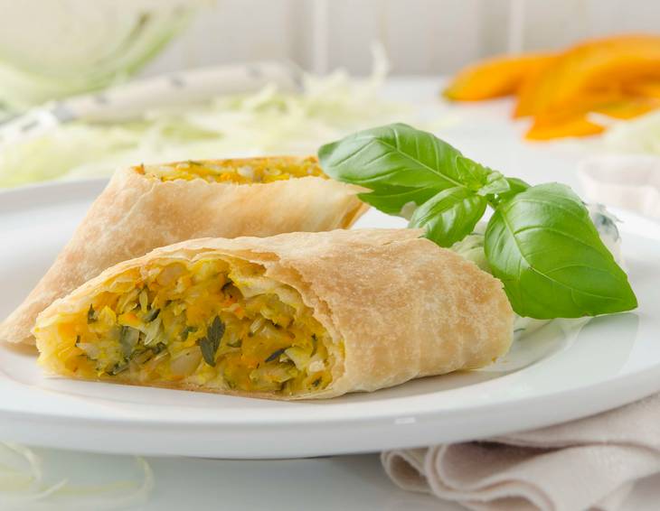Kürbiskrautstrudel aus der Heißluftfritteuse Kürbiskrautstrudel aus der Heißluftfritteuse