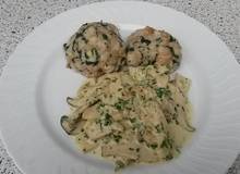 Spinatknödel mit Schwammerlsauce (Vegan)