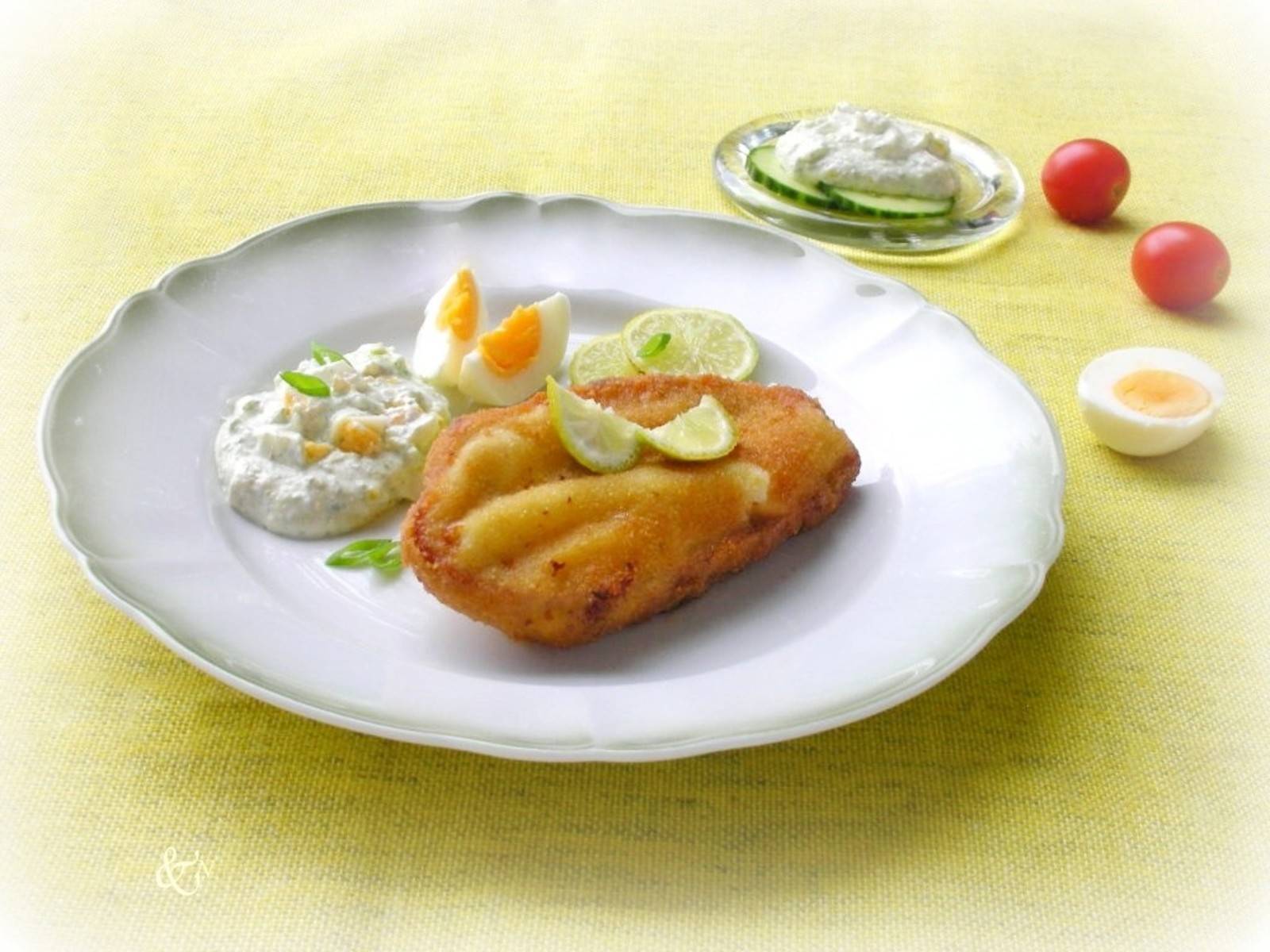 Surschnitzel mit Eierrahmkren