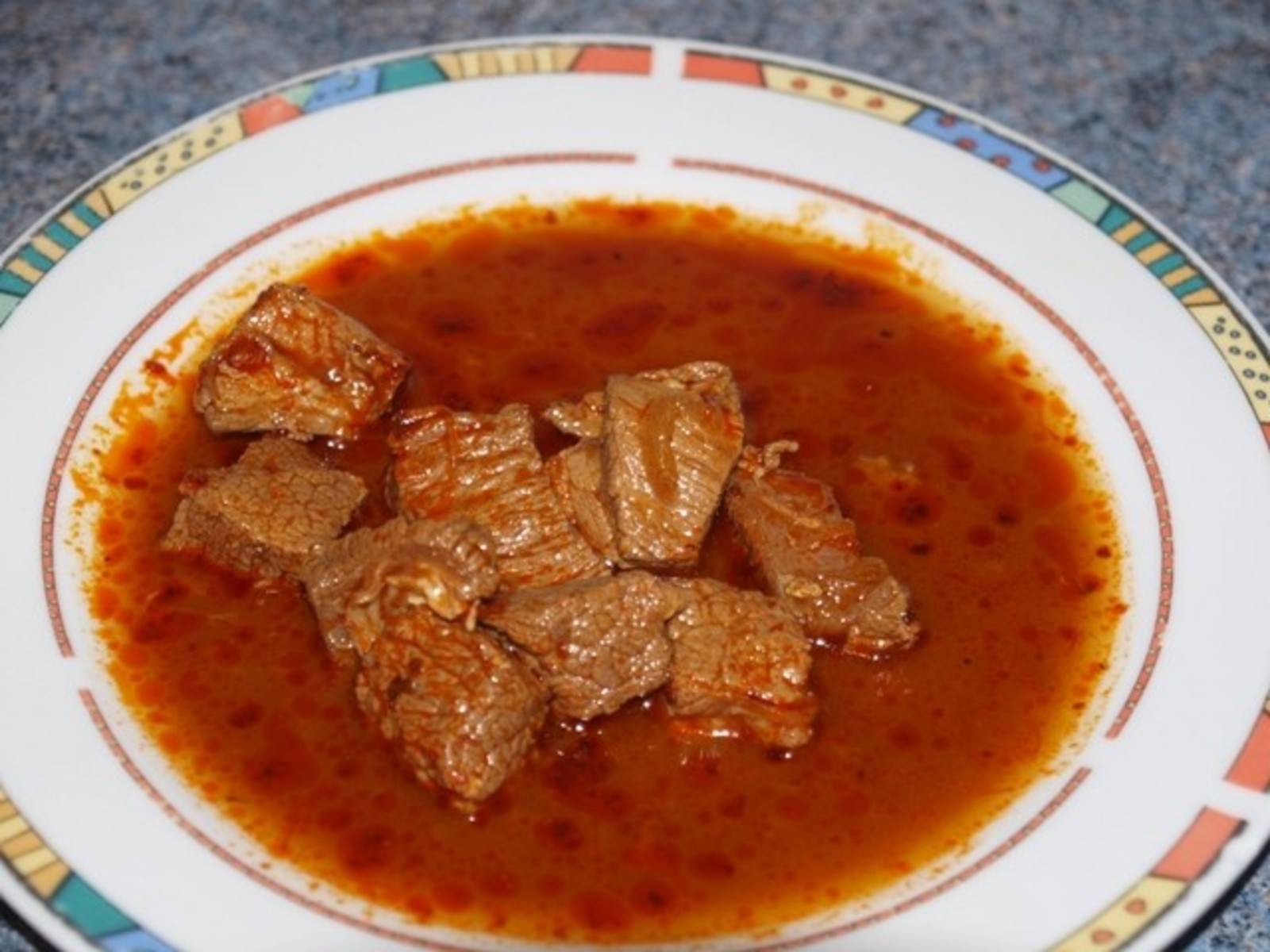 Rindsgulasch Rezept - ichkoche.de