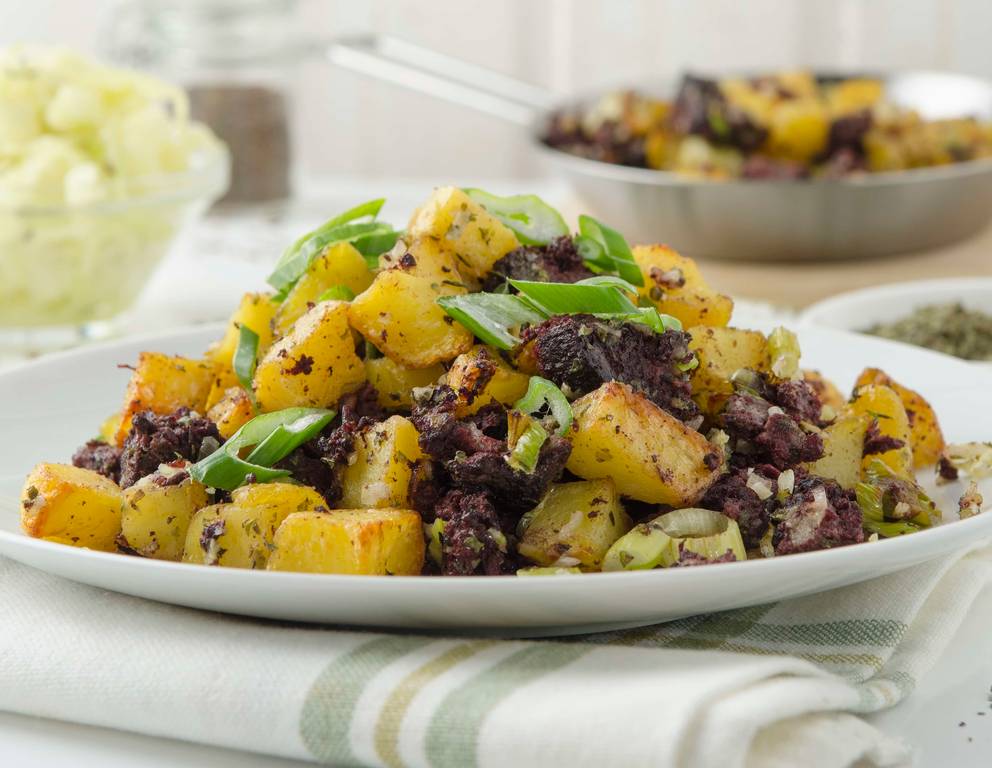 Blunzengröstl mit Erdäpfeln und Kraut Blunzengröstl mit Erdäpfeln und Kraut