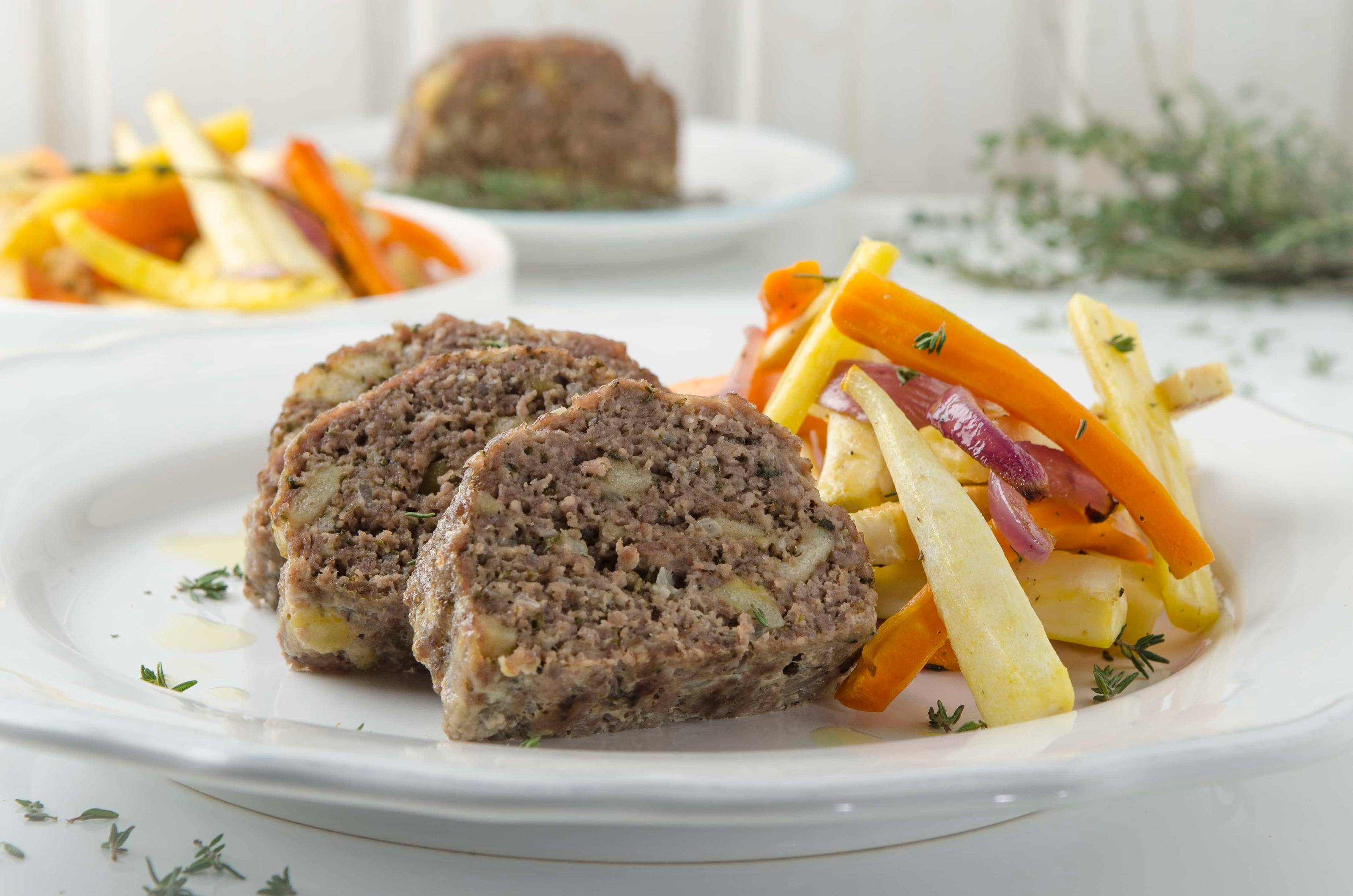 Falscher Hase mit Wurzel-Schmorgemüse aus der Heißluftfritteuse Rezept ... Falscher Hase mit Wurzel-Schmorgemüse aus der Heißluftfritteuse Rezept ...