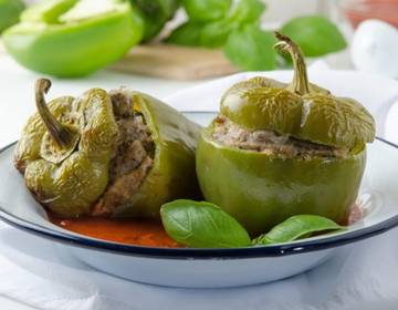 Gefüllte Paprika aus der Heißluftfritteuse Gefüllte Paprika aus der Heißluftfritteuse