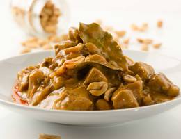 Putencurry mit Erdnüssen Putencurry mit Erdnüssen