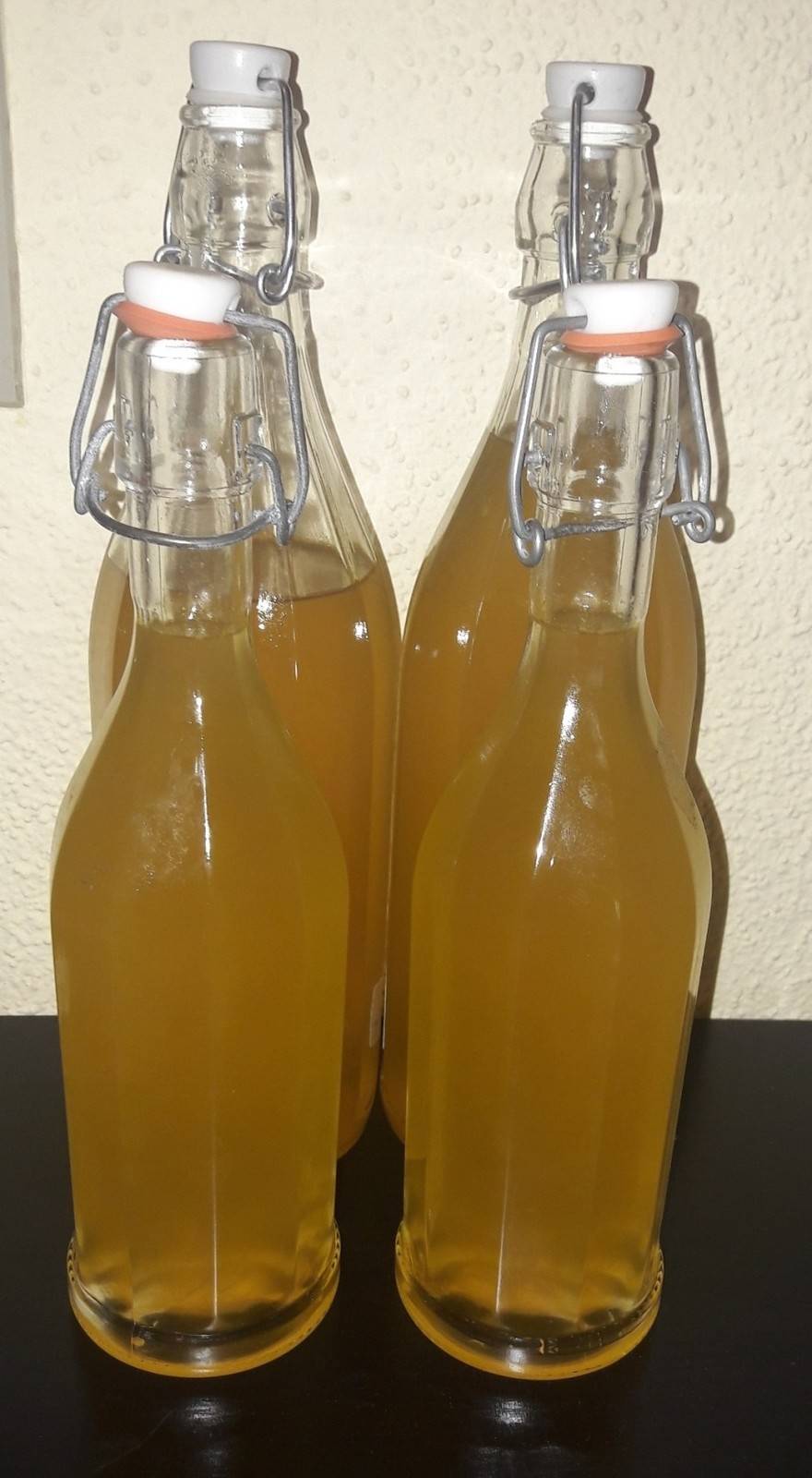 Holunderblütensirup mit Orange