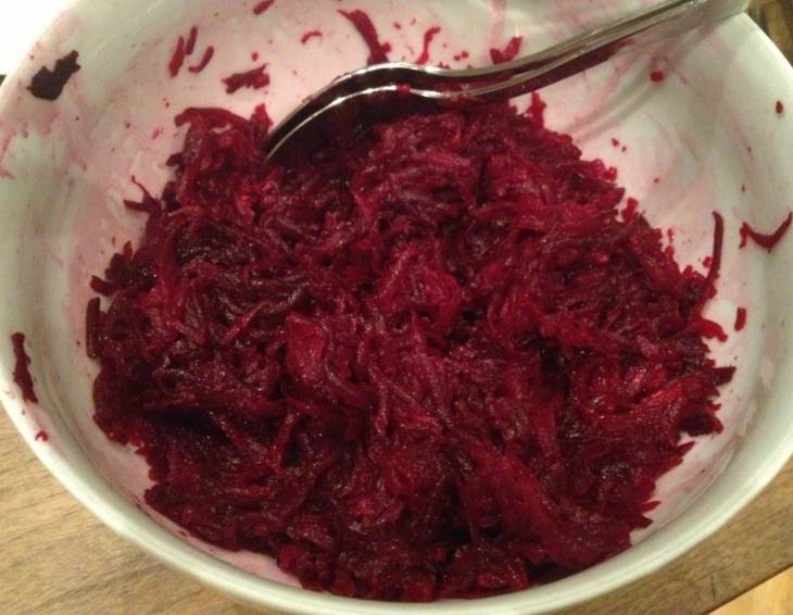 Rote Rüben-Salat Rote Rüben-Salat