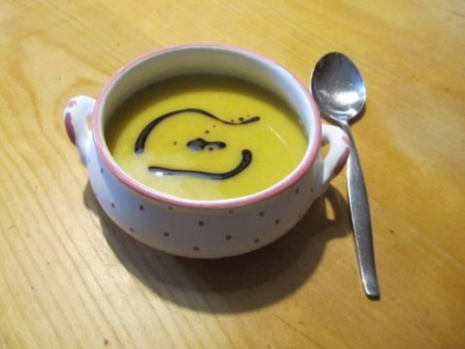 Kürbissuppe mit Kernöl Rezept - ichkoche.de