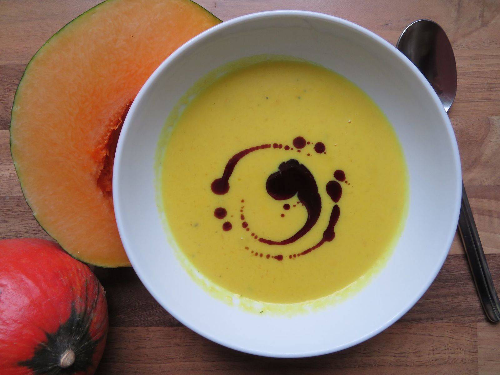 Kürbiscremesuppe Rezept - ichkoche.de Kürbiscremesuppe Rezept - ichkoche.de