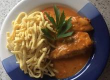 Hühnerfilet in Rahmpaprikasauce Hühnerfilet in Rahmpaprikasauce